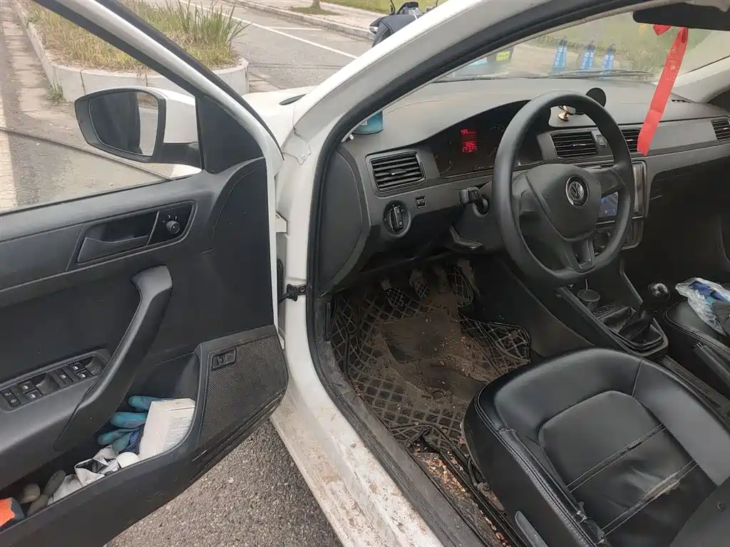 Volkswagen Santana 2021 1.5L Manual Trend Edition фото 14