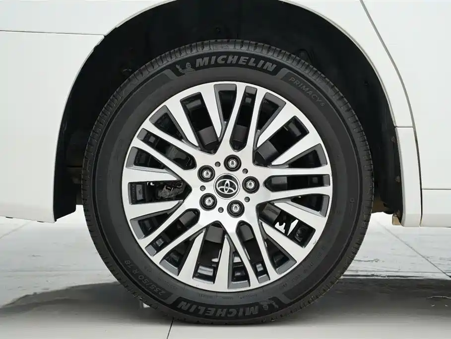 Toyota Alphard 2015 3.5L Premium Edition фото 32