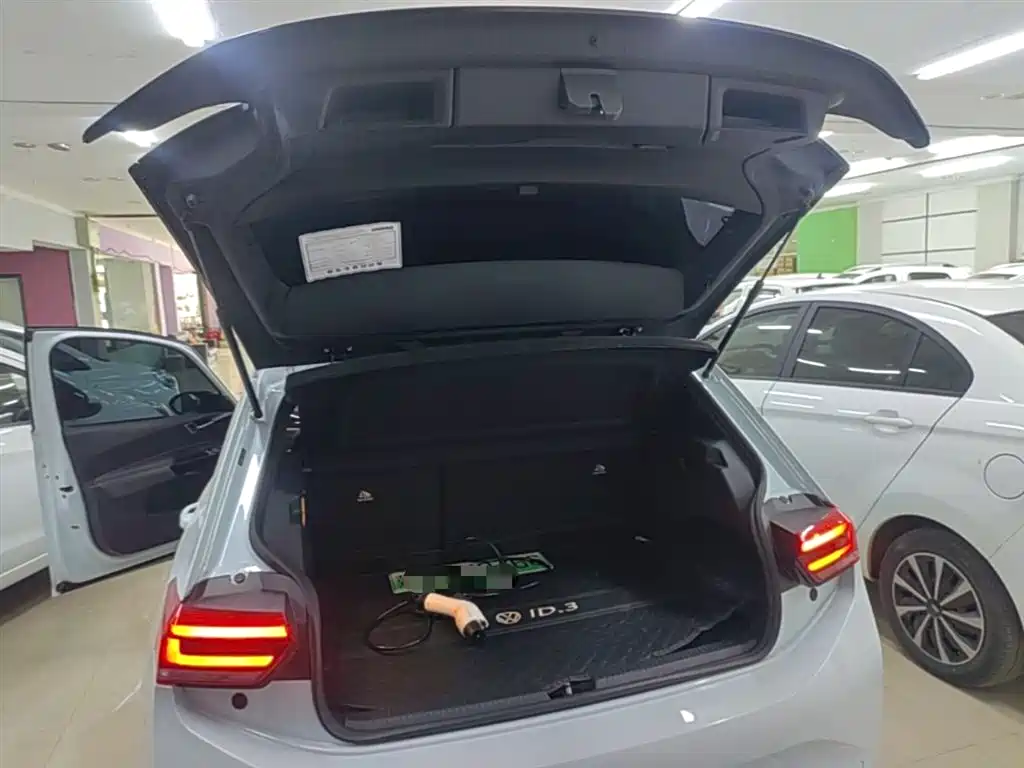 Volkswagen ID.3 2023 Upgraded Pure Intelligence Edition фото 19