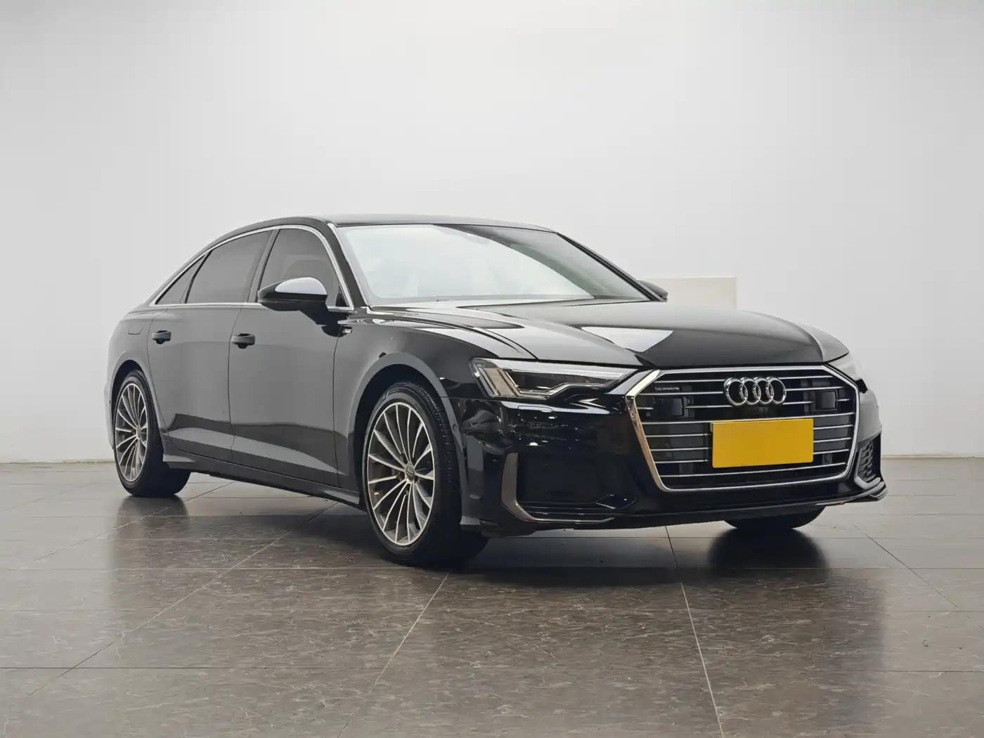 Audi A6L 2020 40 TFSI Luxury Dynamic фото 2