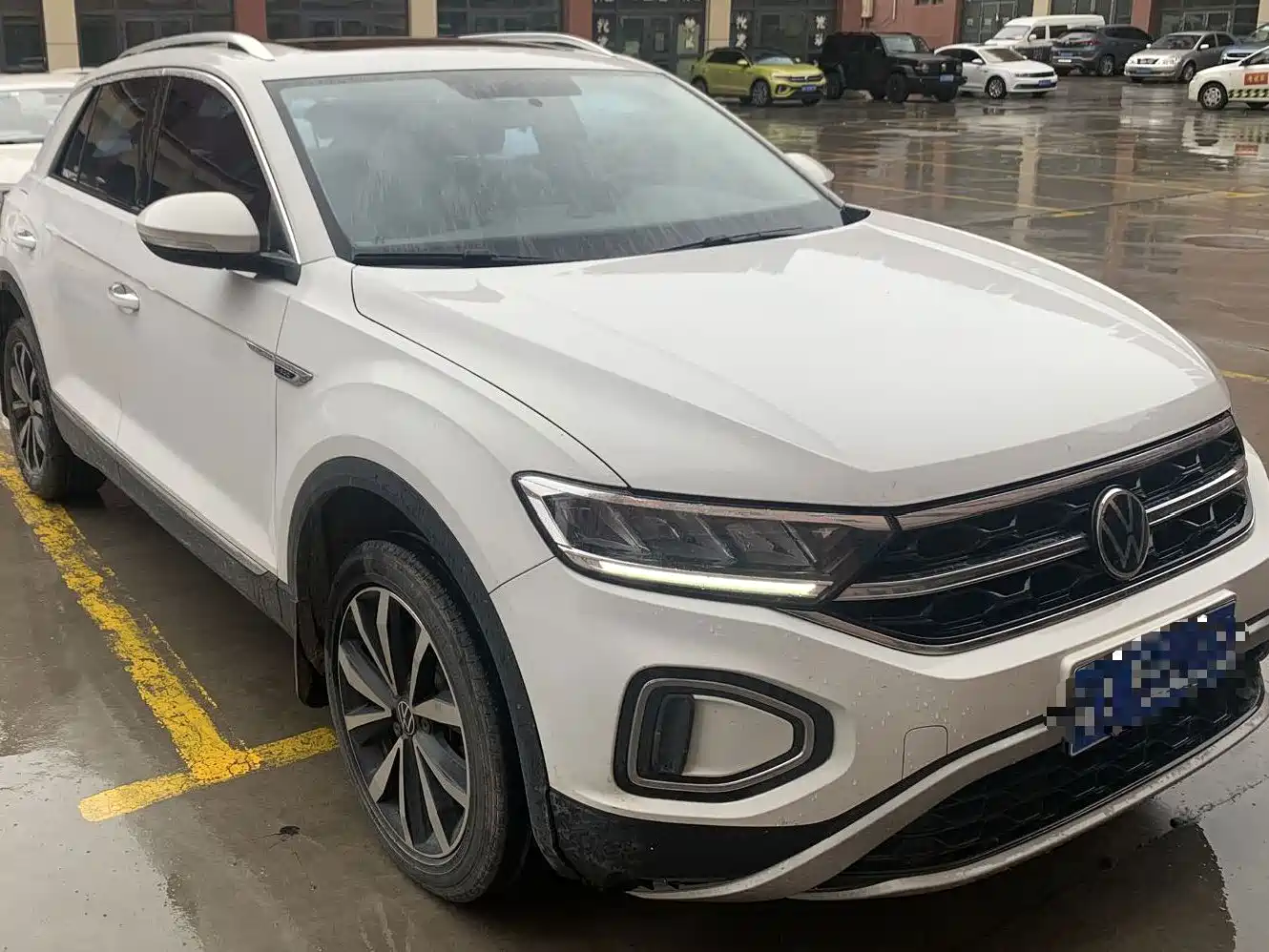 Volkswagen T-Roc, миниатюра 3