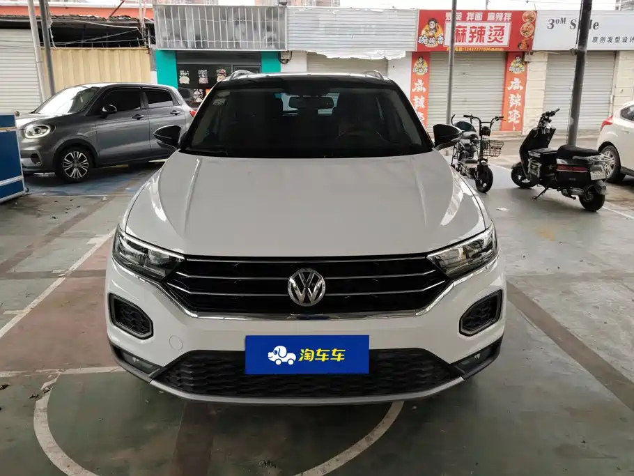 Фото 2 - Volkswagen T-ROC