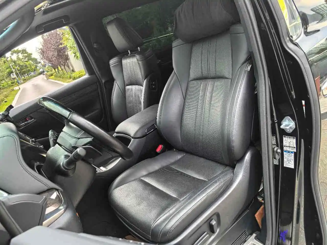 Toyota Alphard 2021 Hybrid 2.5L Premium фото 6