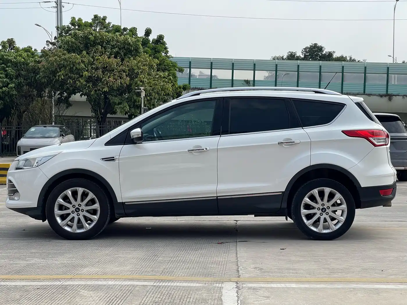 Ford Kuga 2014 2013 1.6L GTDi AWD Elite