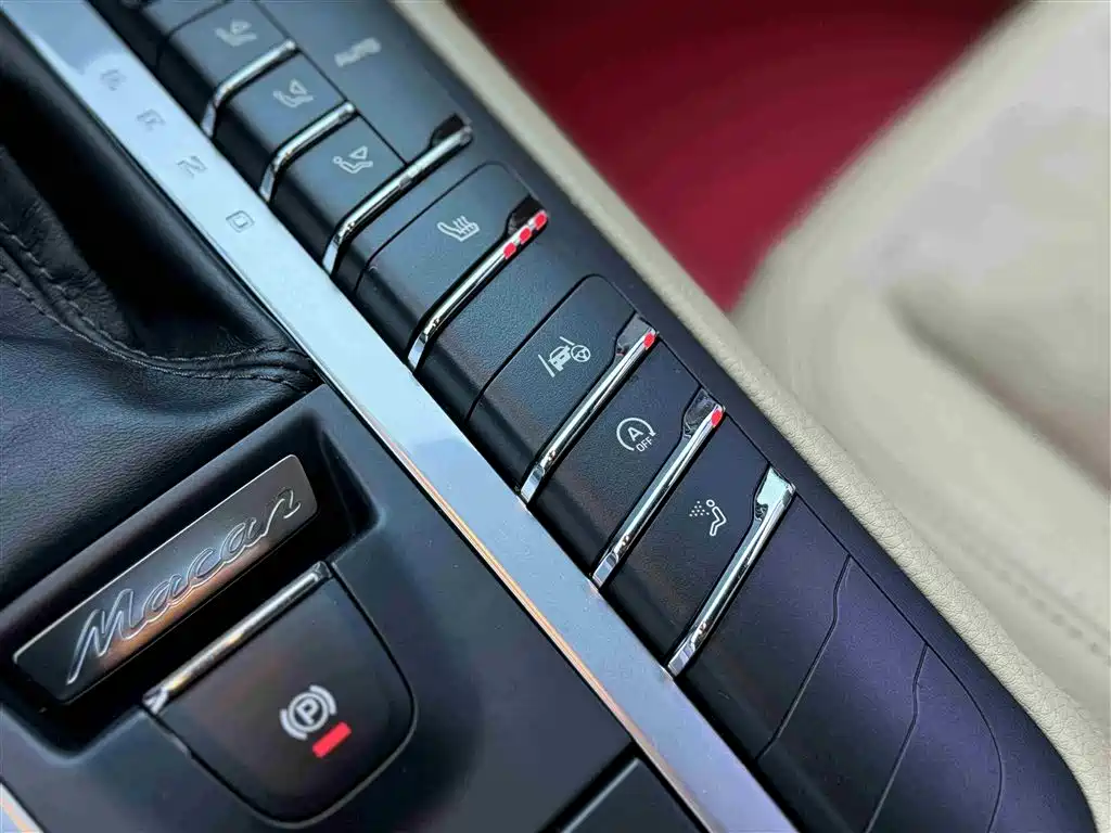 Porsche Macan 2018 Macan 2.0T фото 8