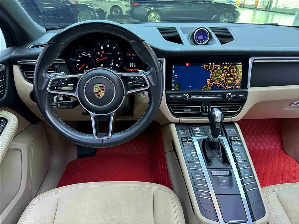Porsche Macan 2018 Macan 2.0T фото 13