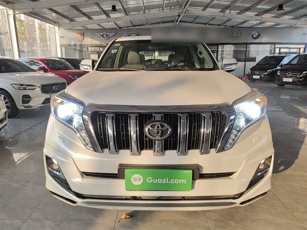 Toyota Prado (Import) 2014 2.7L Automatic Luxury фото 3