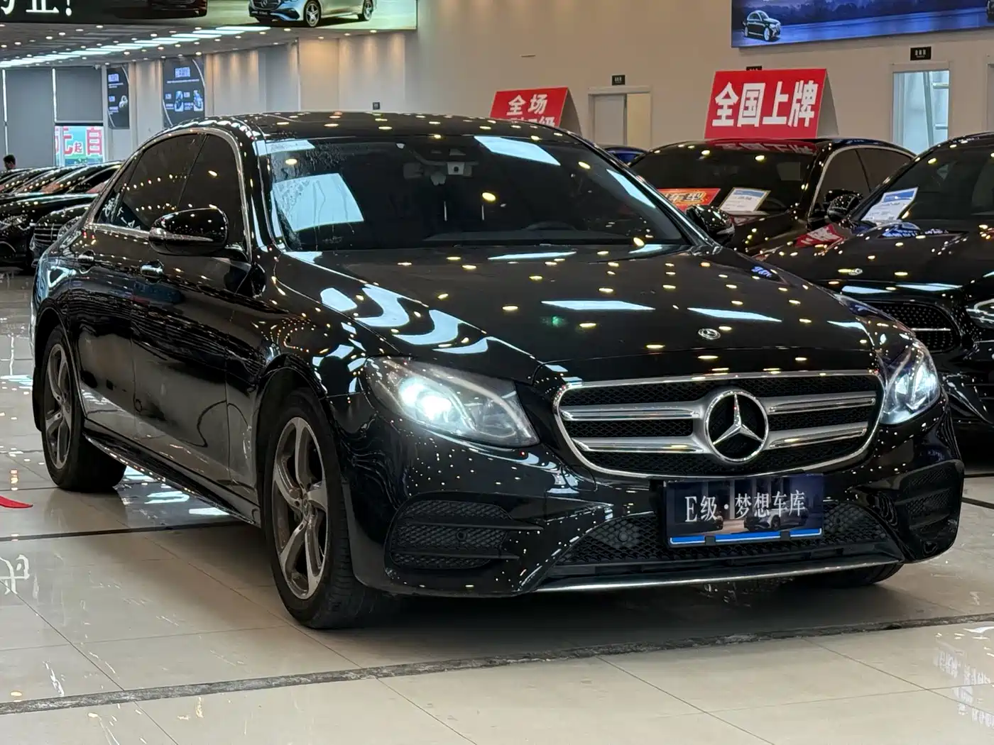 Mercedes-Benz E-Class 2017 E 300 L Sport Fashion фото 3