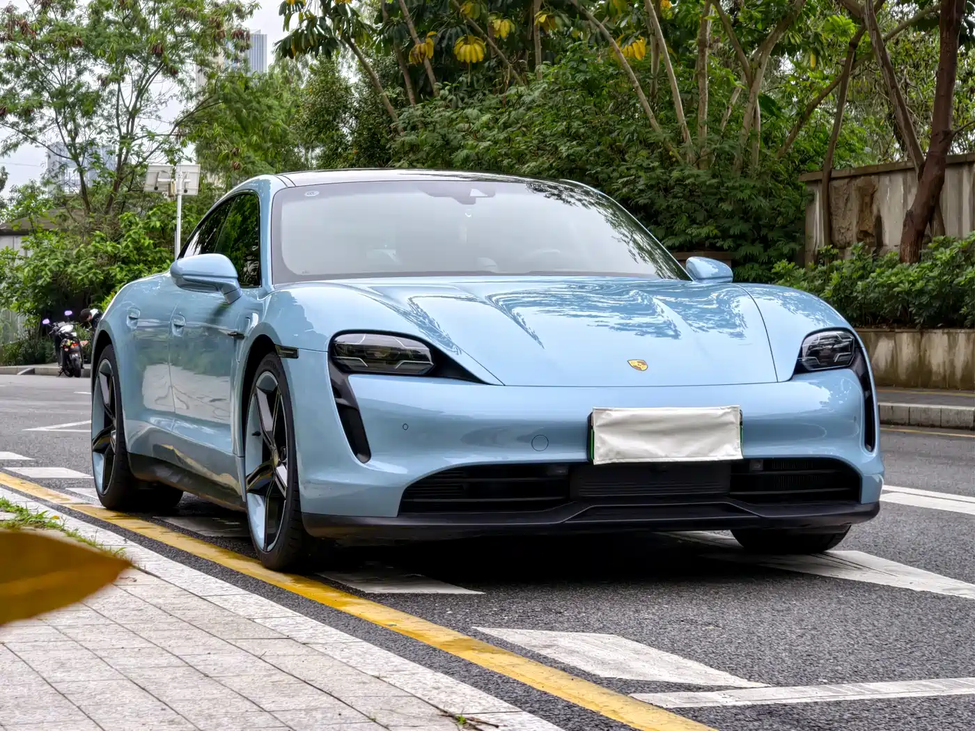 Porsche Taycan 2019 Taycan 4S фото 3