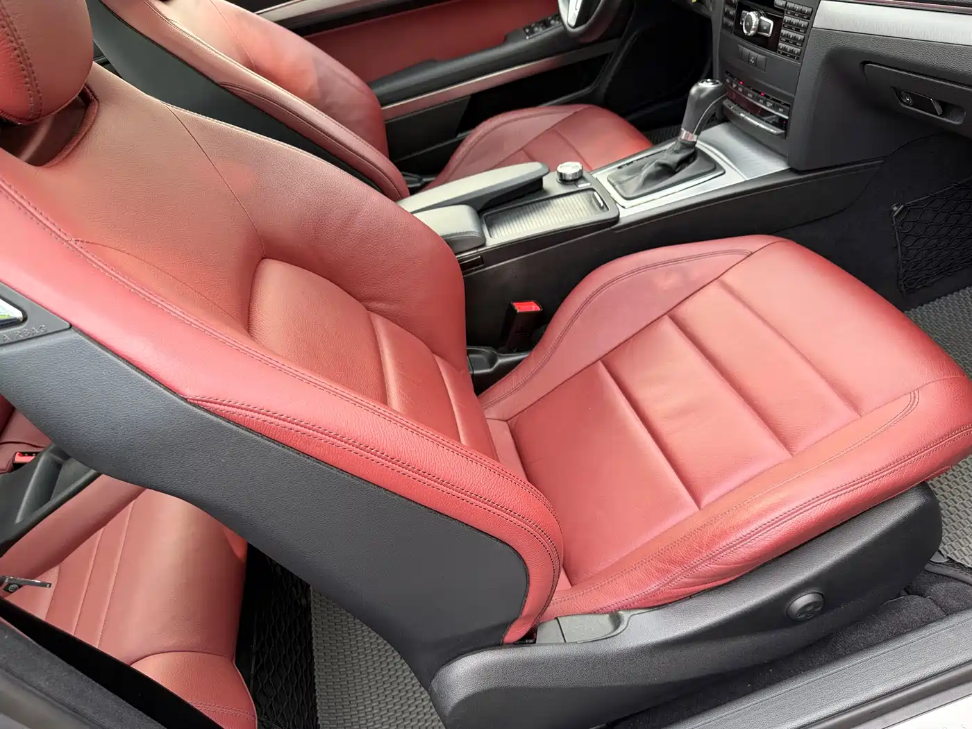 Mercedes-Benz E-Class (Import) 2012 E 200 CGI Coupe фото 8