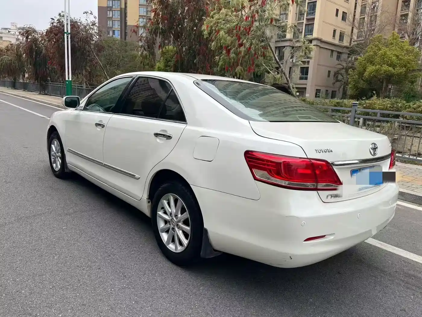 Toyota Camry 2010 240G Classic Edition фото 8