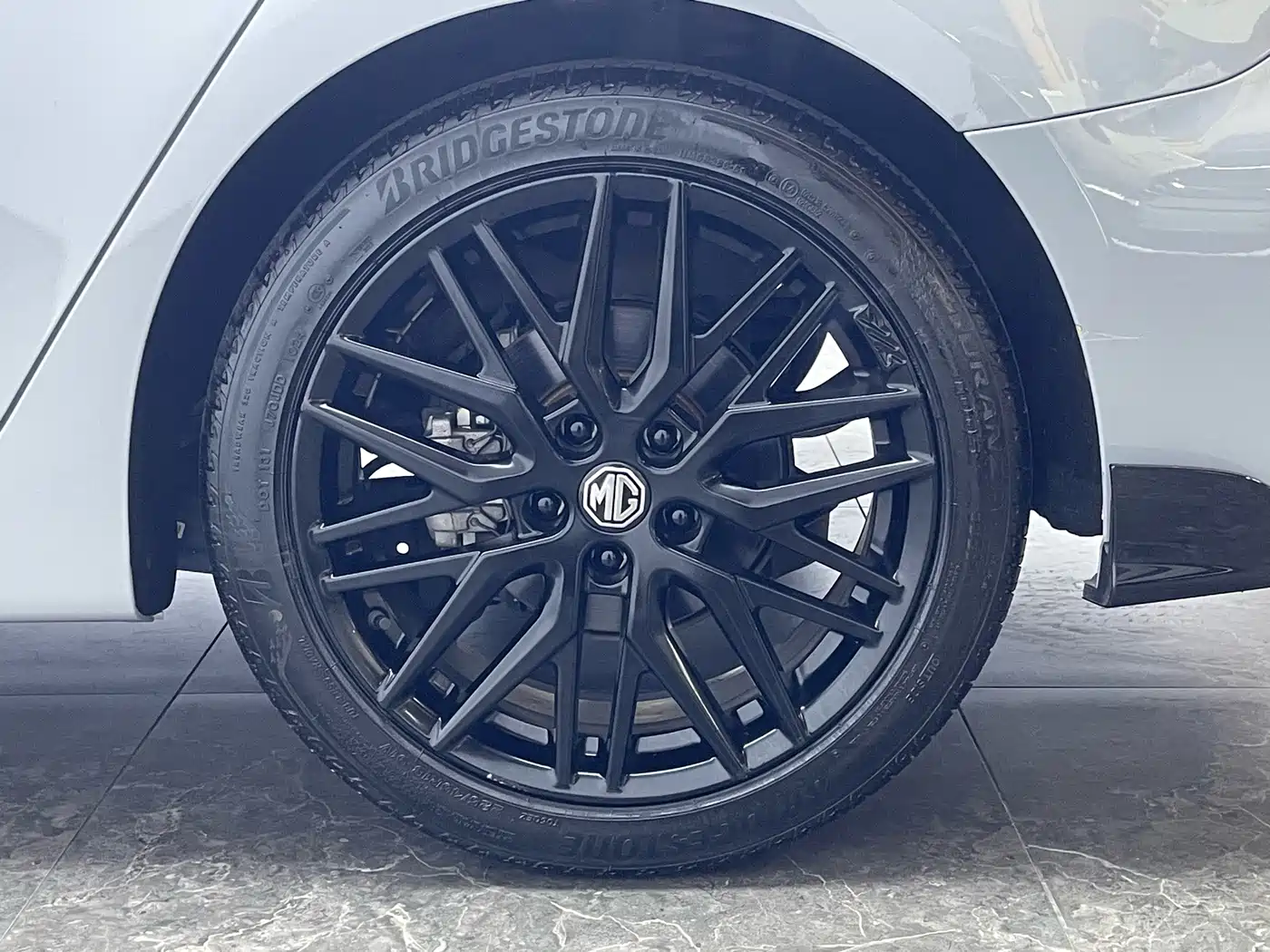 MG MG6 2024 2025 Model Year 1.5T XLINE Shark Hunter Edition