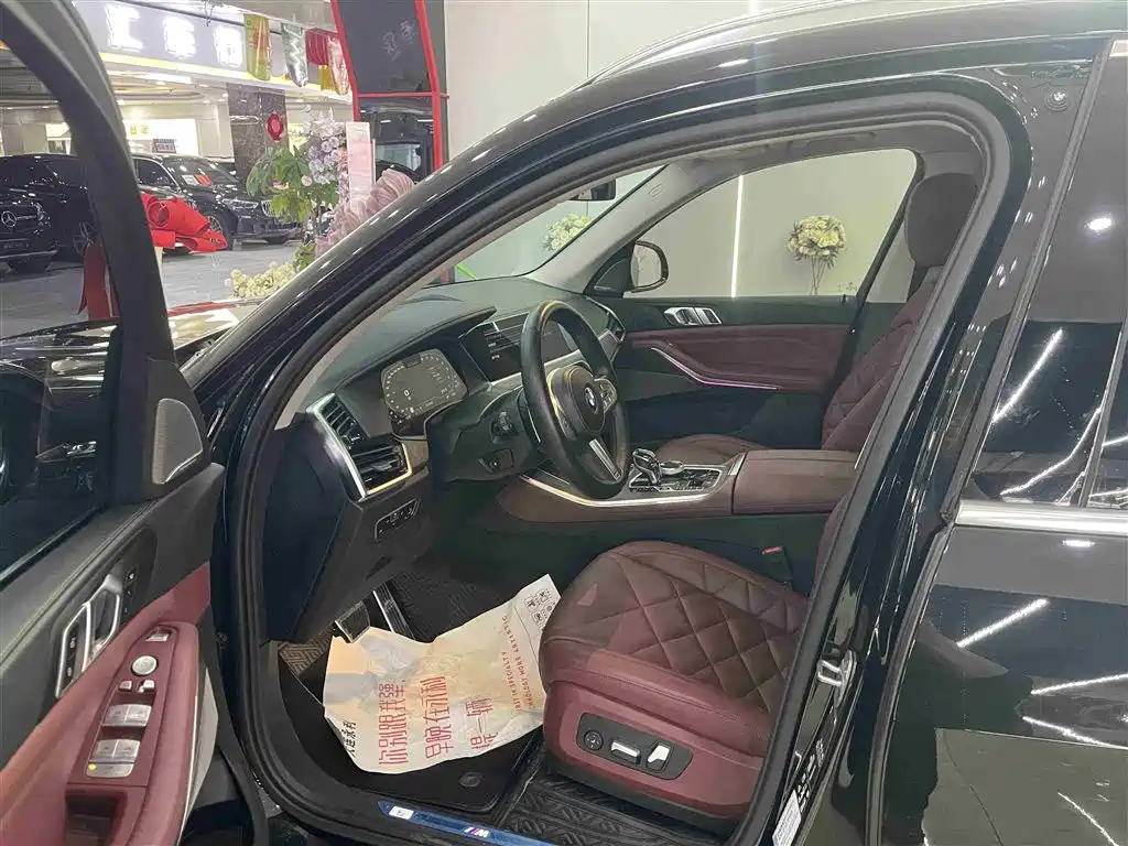 BMW X5 2022 Facelift xDrive 30Li Premium M Sport Package фото 10