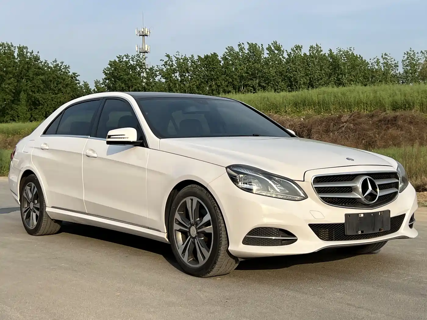 Mercedes-Benz E-Class 2015 Facelift E 180 L фото 3