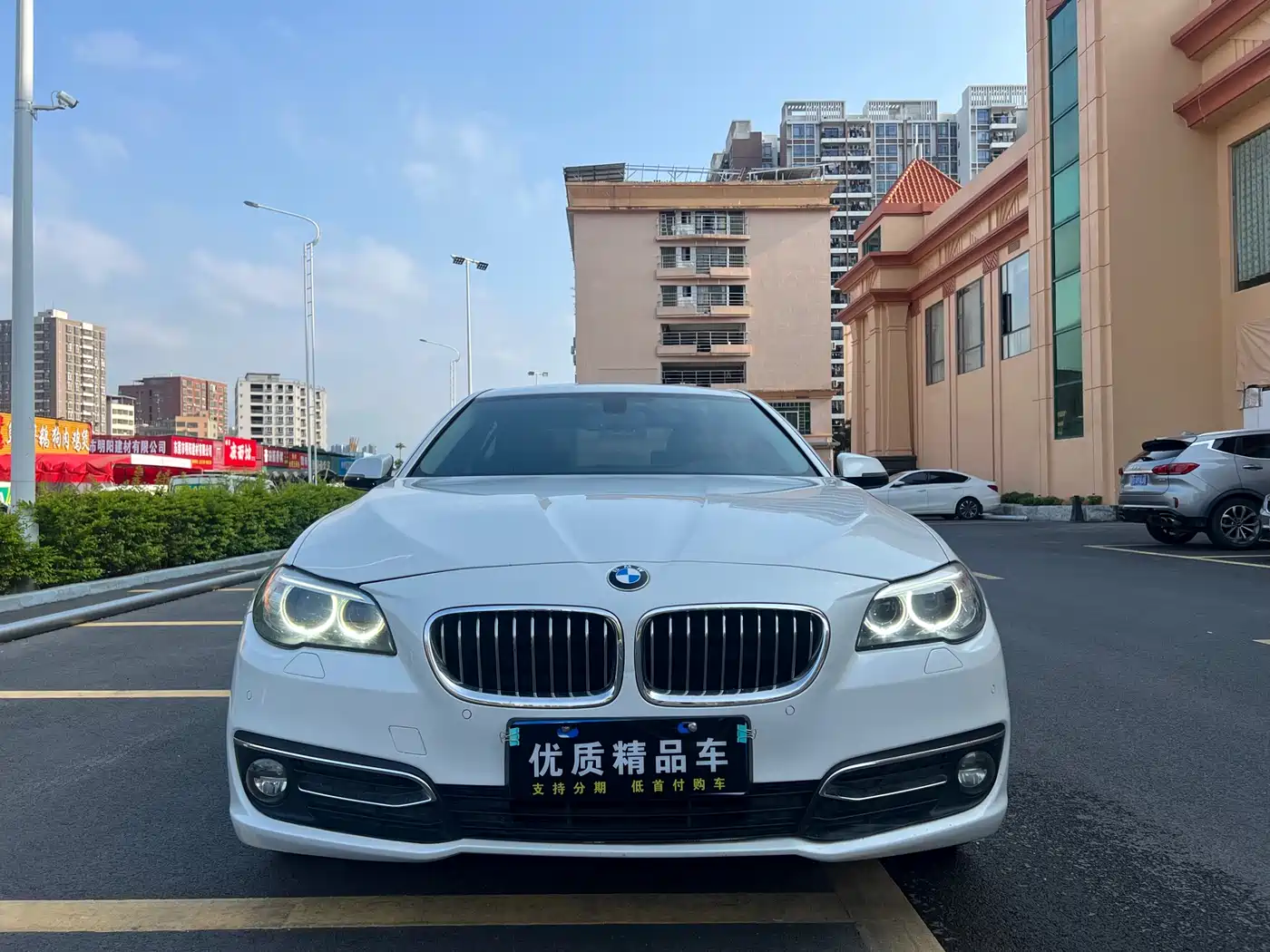 BMW 5 Series 2017 525Li Luxury Design Package фото 2