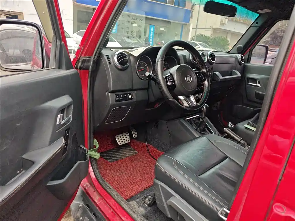BAIC ORV Beijing Offroad BJ40 2016 Model 40L 2.3T Automatic 4WD Exclusive фото 16