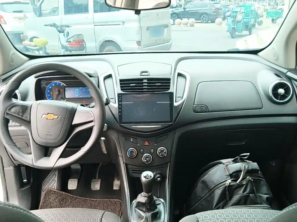 Фото 10 - Chevrolet Trax