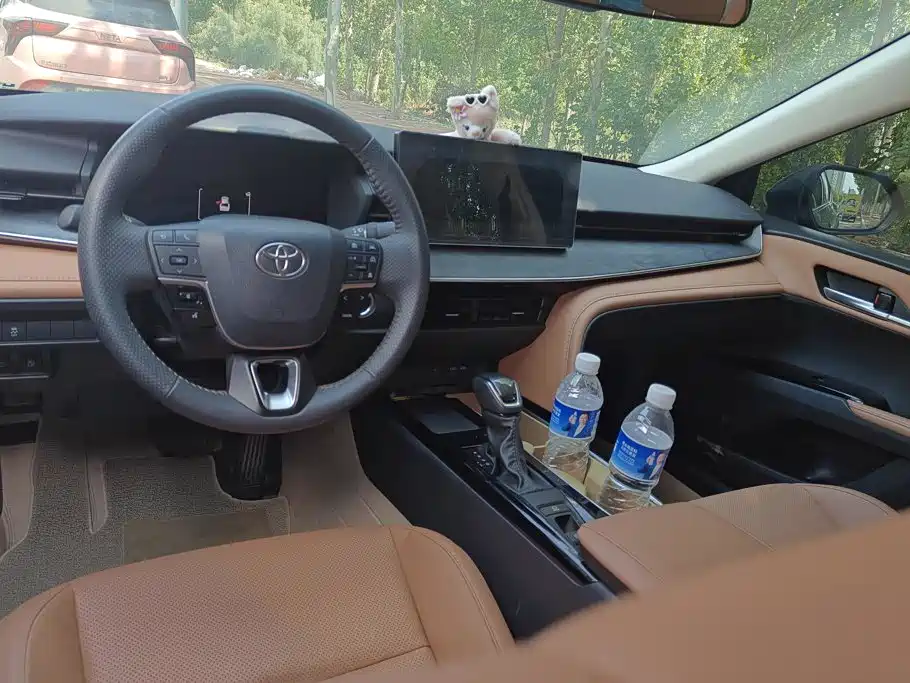 Toyota Camry 2025 2024 Hybrid 2.0HGVP Luxury Edition