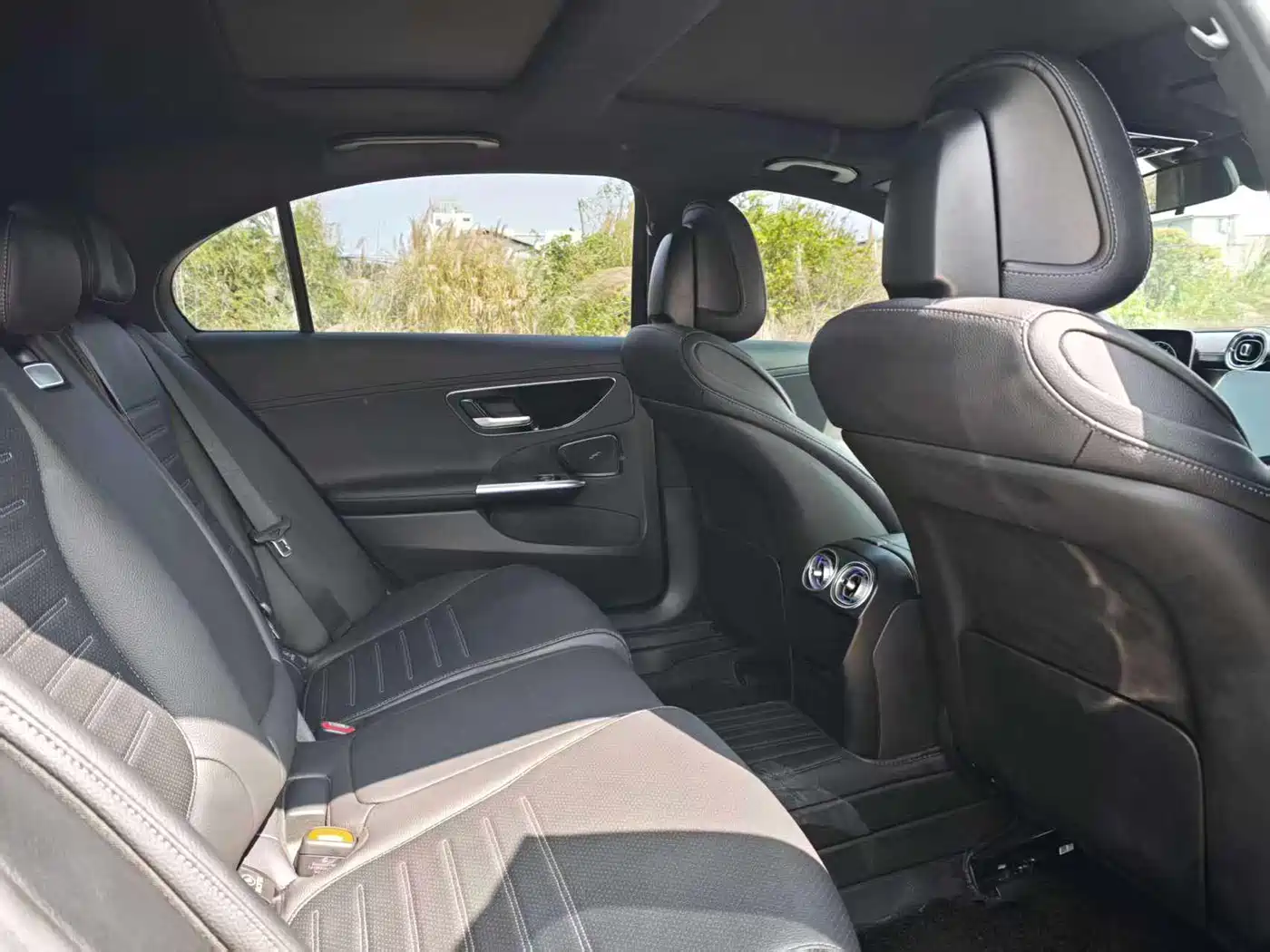 Mercedes-Benz C-Class 2023 C 260 L Sport фото 6