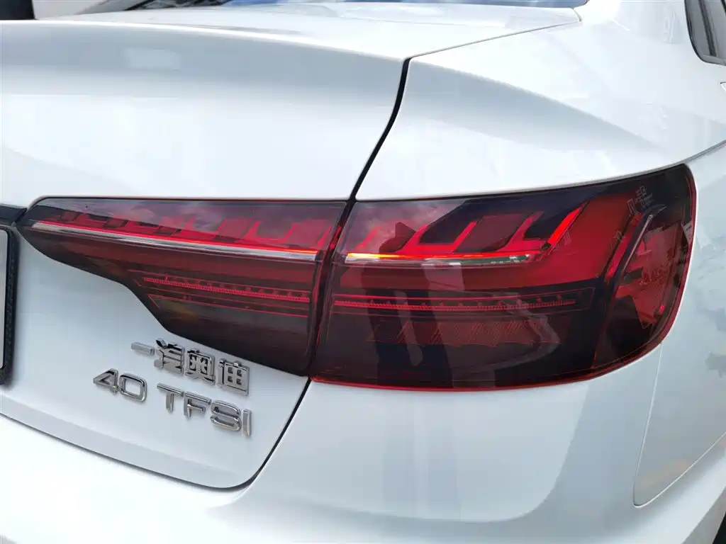 Audi A4L 2024 40 TFSI Luxury Dynamic фото 29
