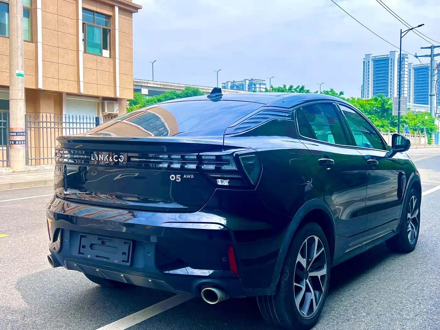 Lynk & Co 05 2020 2.0TD 4WD Halo Edition фото 4