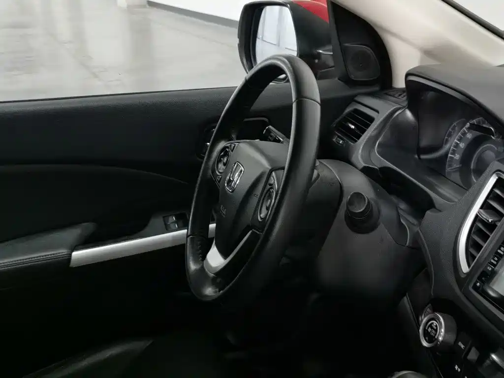 Фото 22 - Honda CR-V