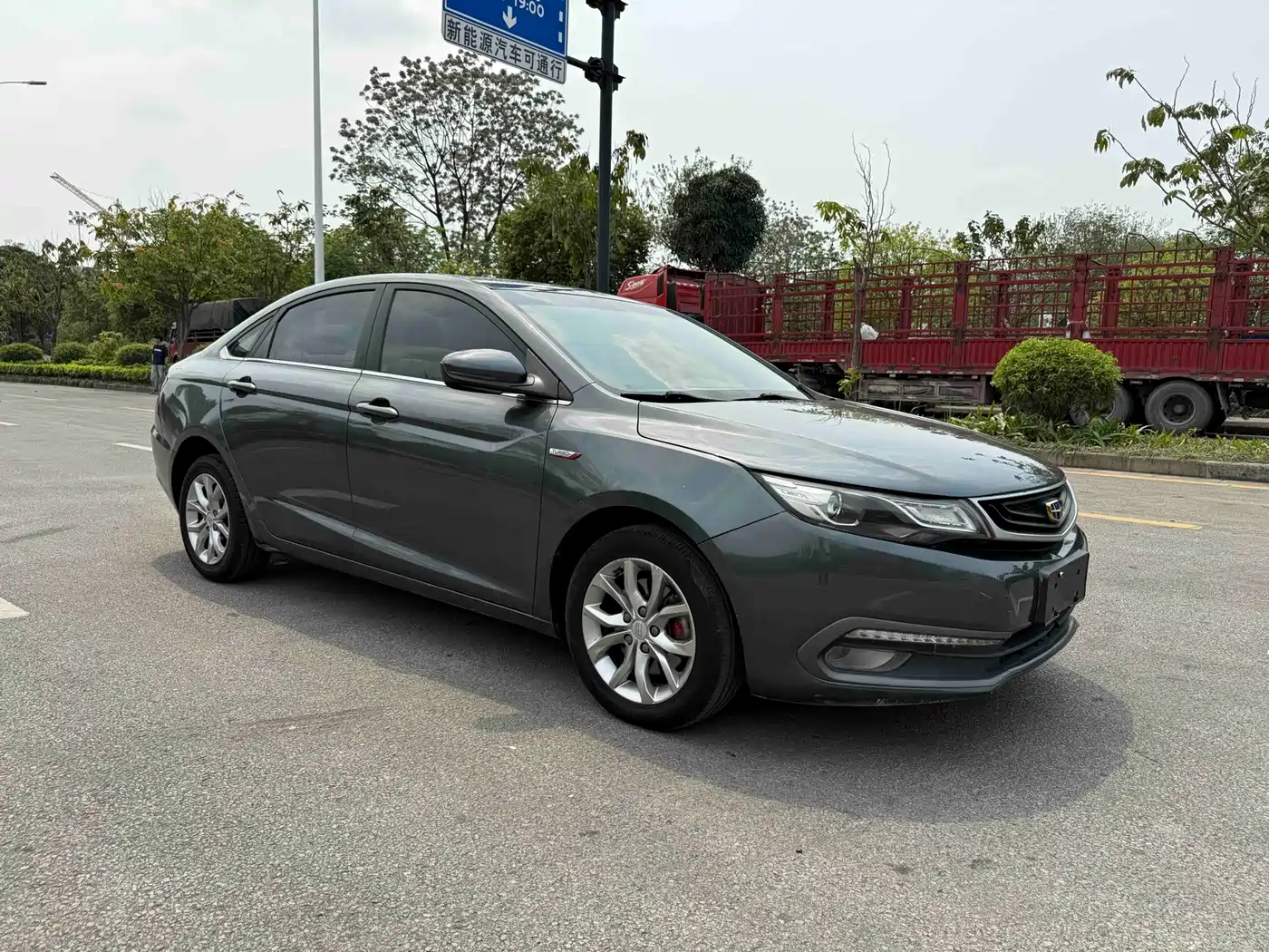 Geely Emgrand GL 2017 2017 1.3T DCT Elite