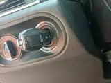 Photo 17 - Porsche Macan