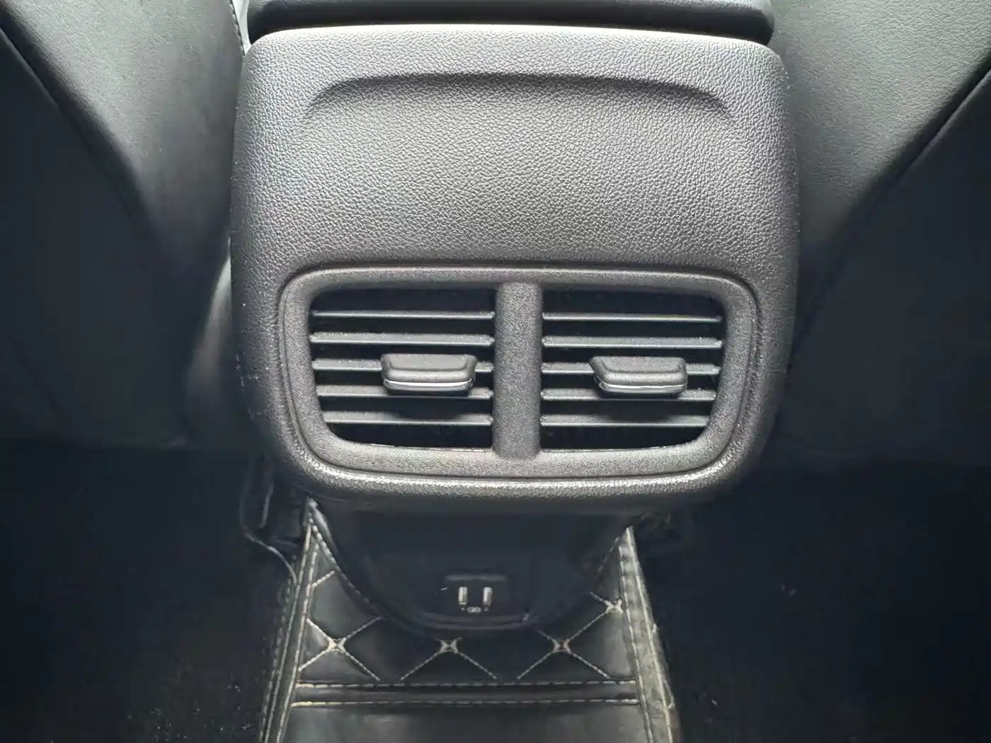 Buick Regal 2024 25T Ultra Comfort Edition фото 11
