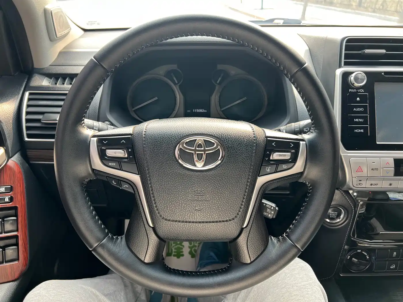 Toyota Prado 2018 3.5L Automatic TX-L Rear-mounted Spare Tire фото 14
