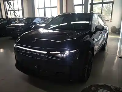 Leapmotor C16