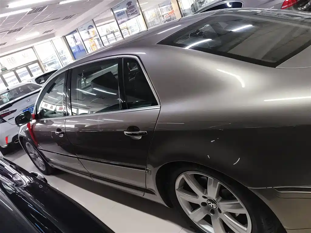 Volkswagen Phaeton 2012 3.0L Executive фото 4