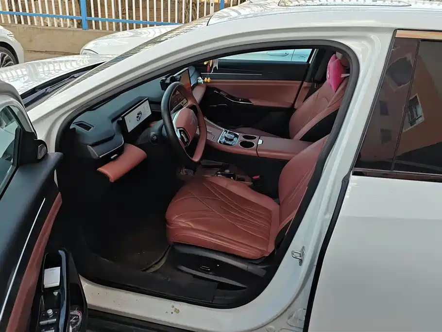 GEELY GALAXY GALAXY L6