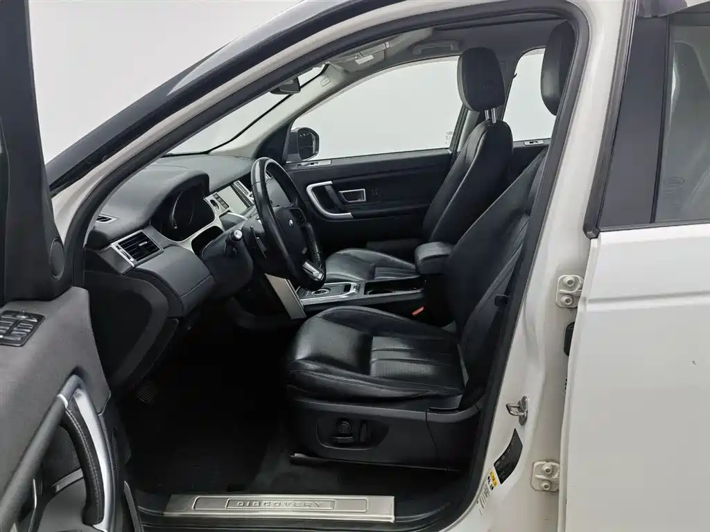 Land Rover Discovery Sport 2016 2.0T HSE фото 10