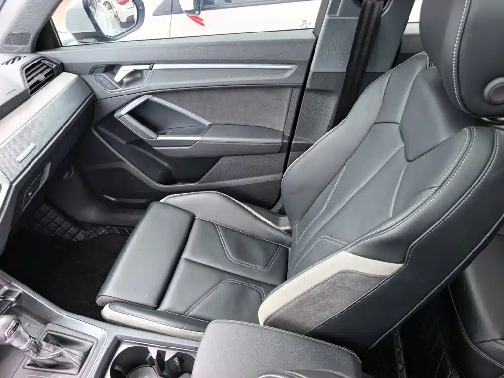 Audi Q3 2024 2024 35 TFSI Fashion Sport