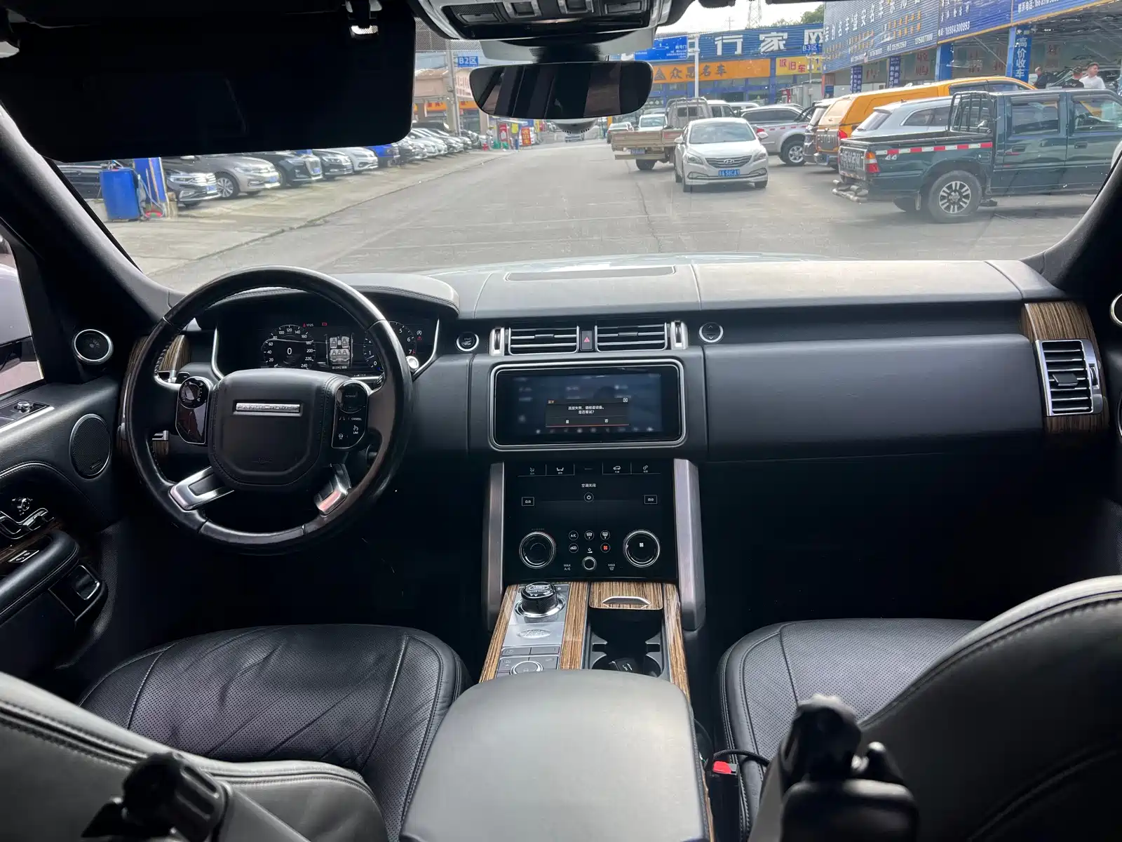 Фото 6 - Land Rover Range Rover