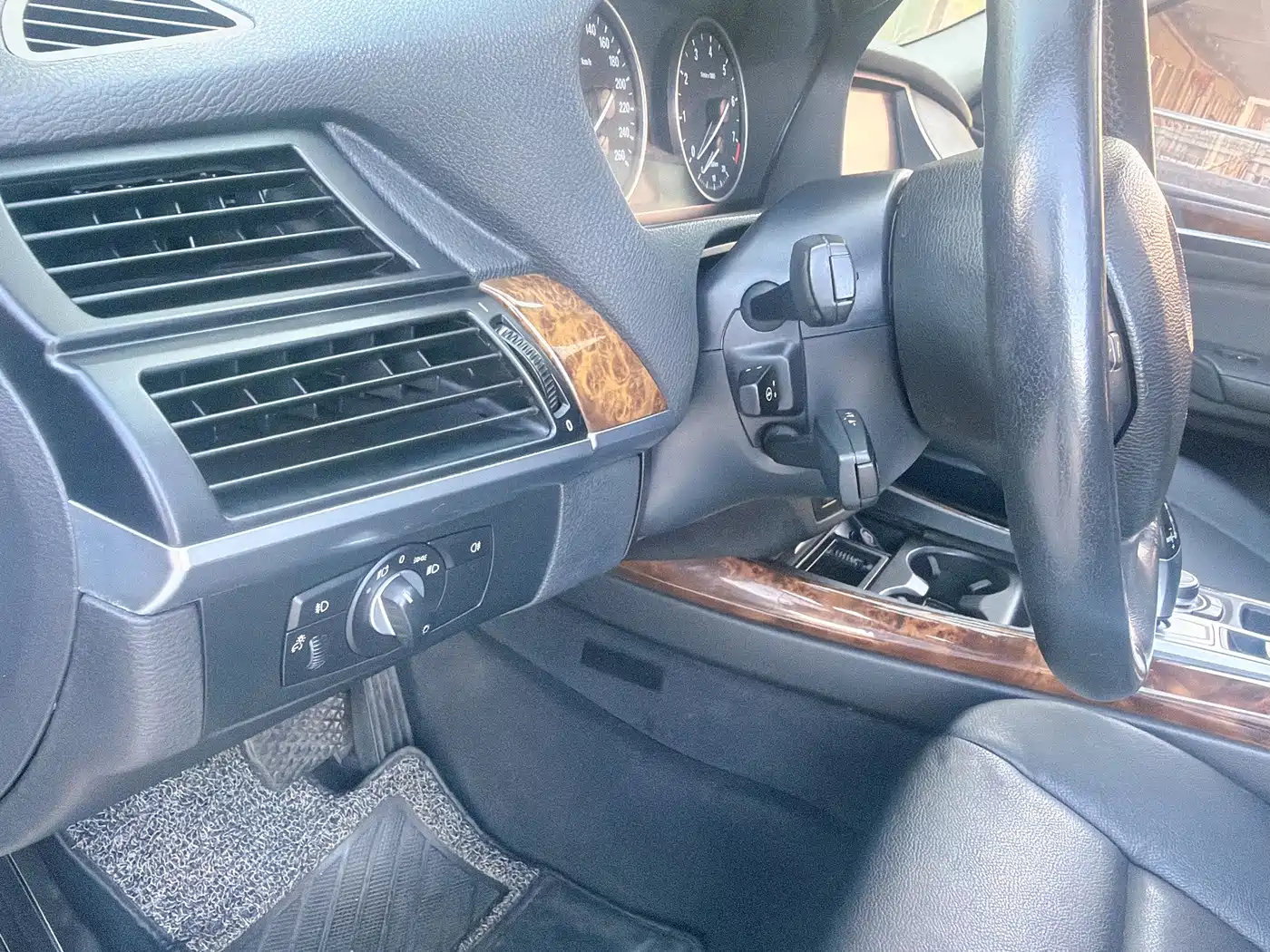 BMW X5 (Import) 2011 2011 xDrive35i Luxury Edition