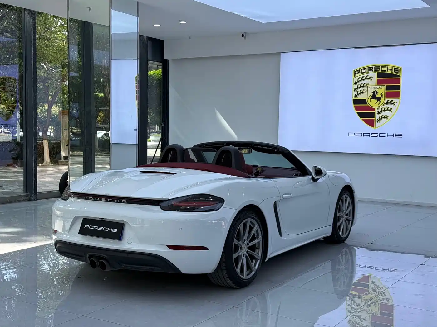 Porsche 718 2018 Boxster 2.0T фото 3