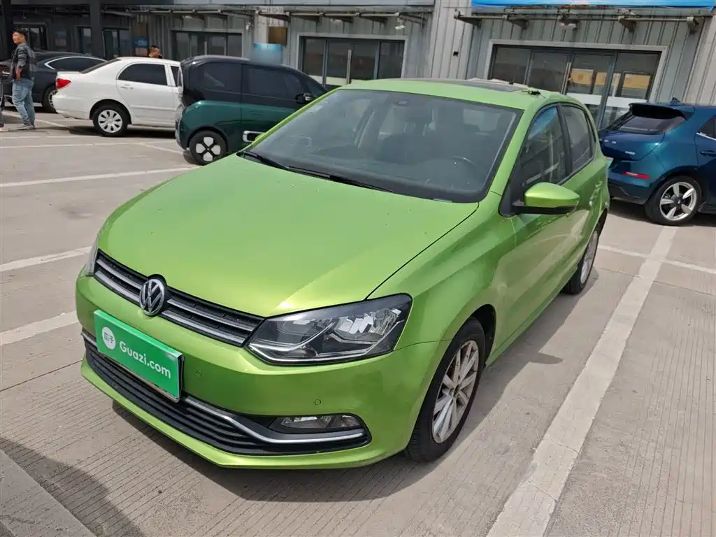 Volkswagen Polo 2014 1.6L Automatic Luxury Edition