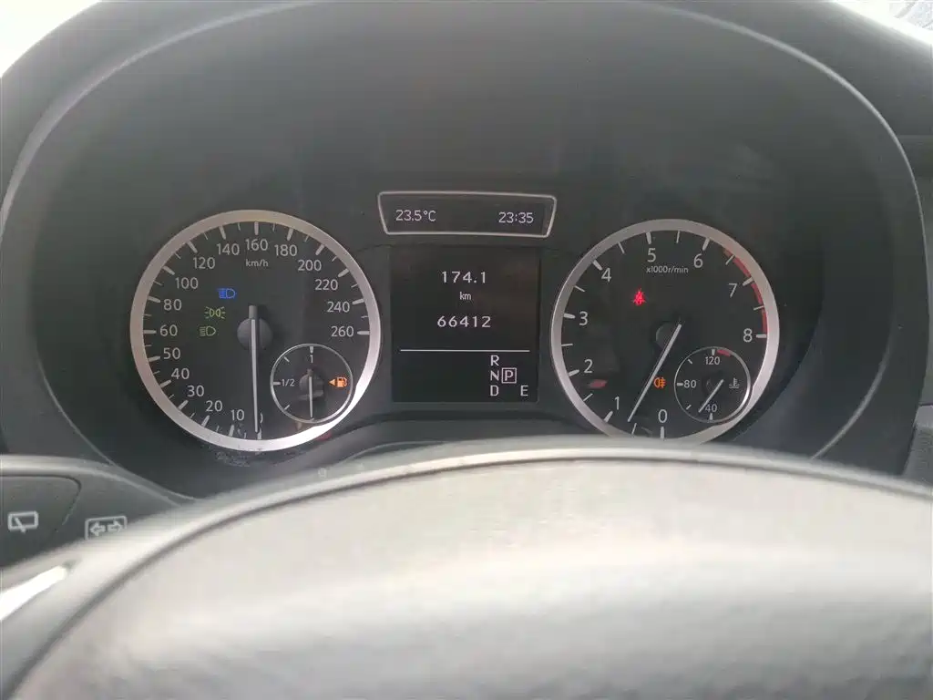 Infiniti QX30 2018 2017 1.6T 2WD Fashion Edition