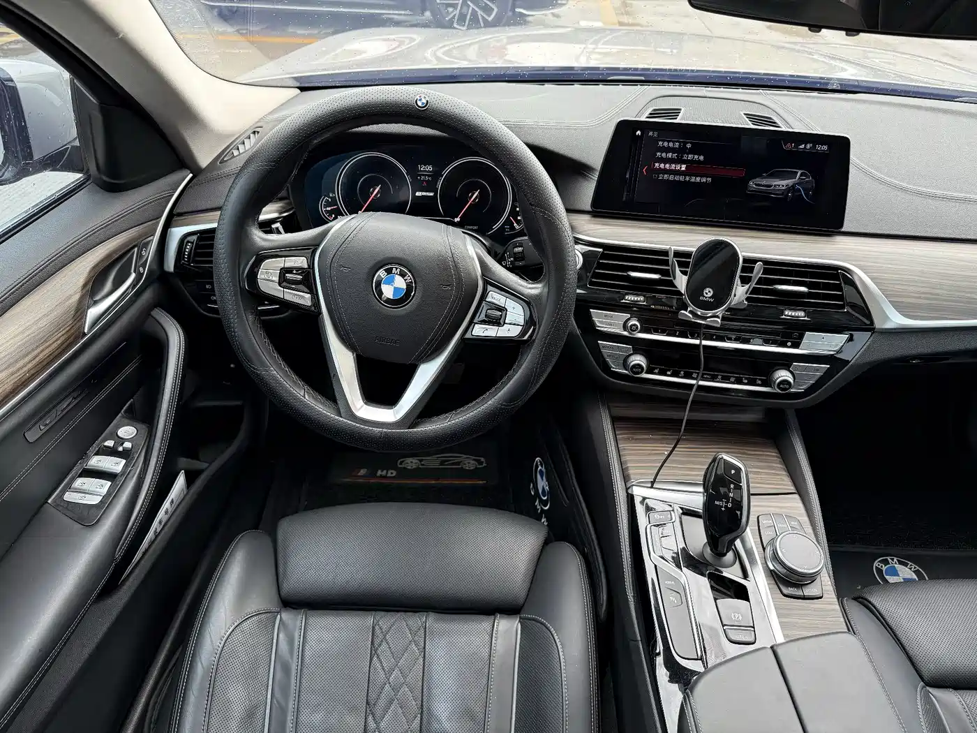 BMW 5 Series New Energy 2018 530Le Luxury Package фото 11