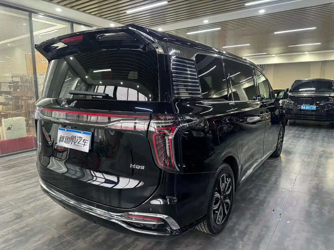 Hongqi HQ9 2023 2.0T Smart Connect Flag Rhyme Edition фото 5