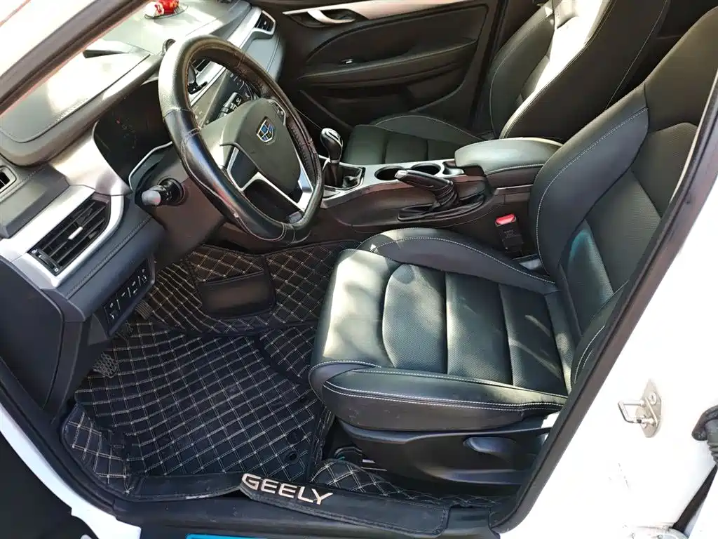 Фото 7 - Geely Emgrand
