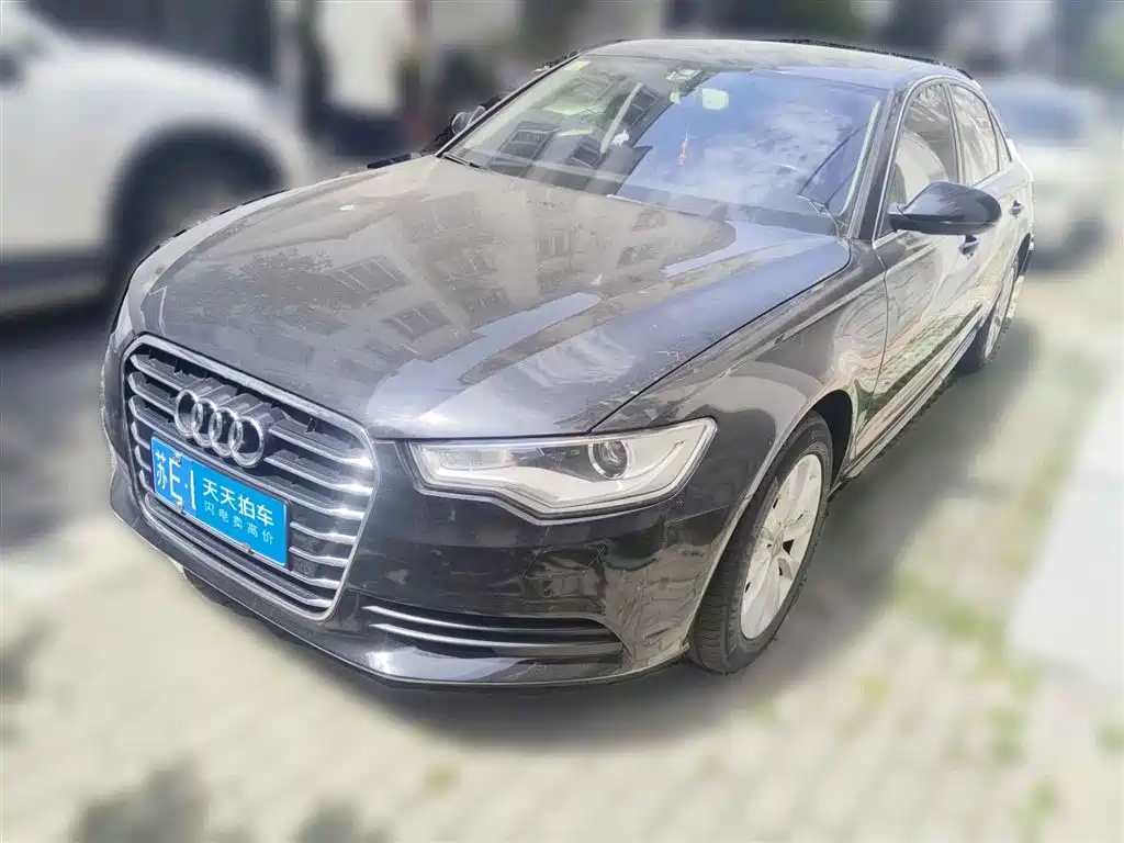 Фото 1 - Audi A6L