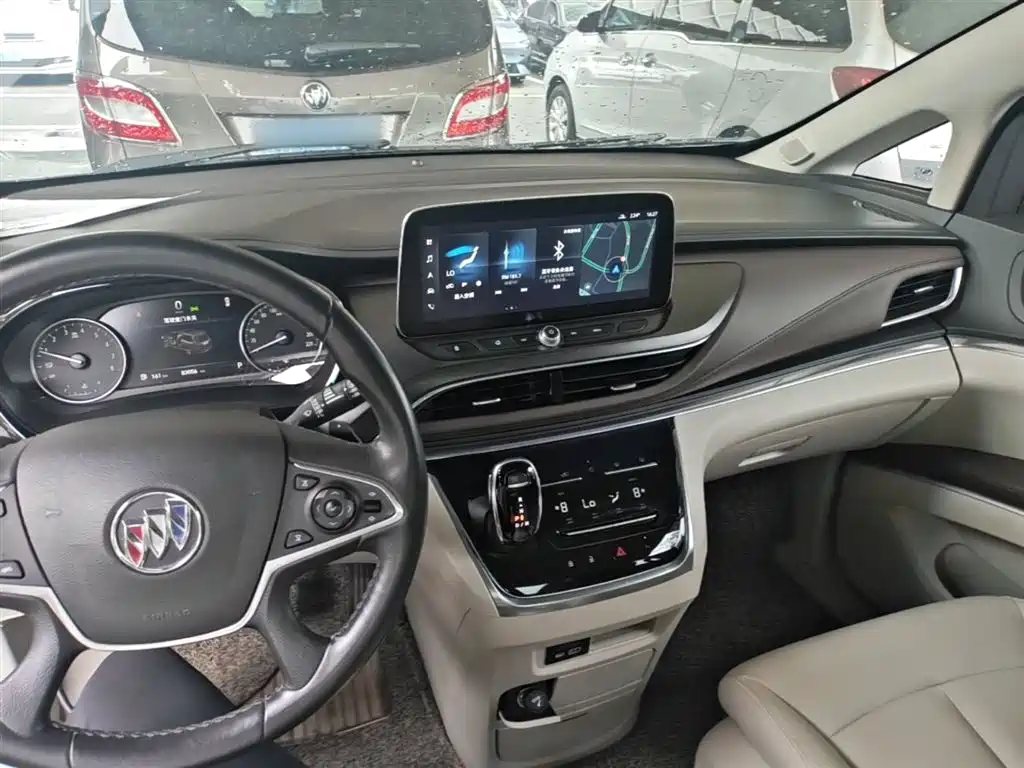 Buick GL8 2021 Land Business Class 652T Premium фото 10