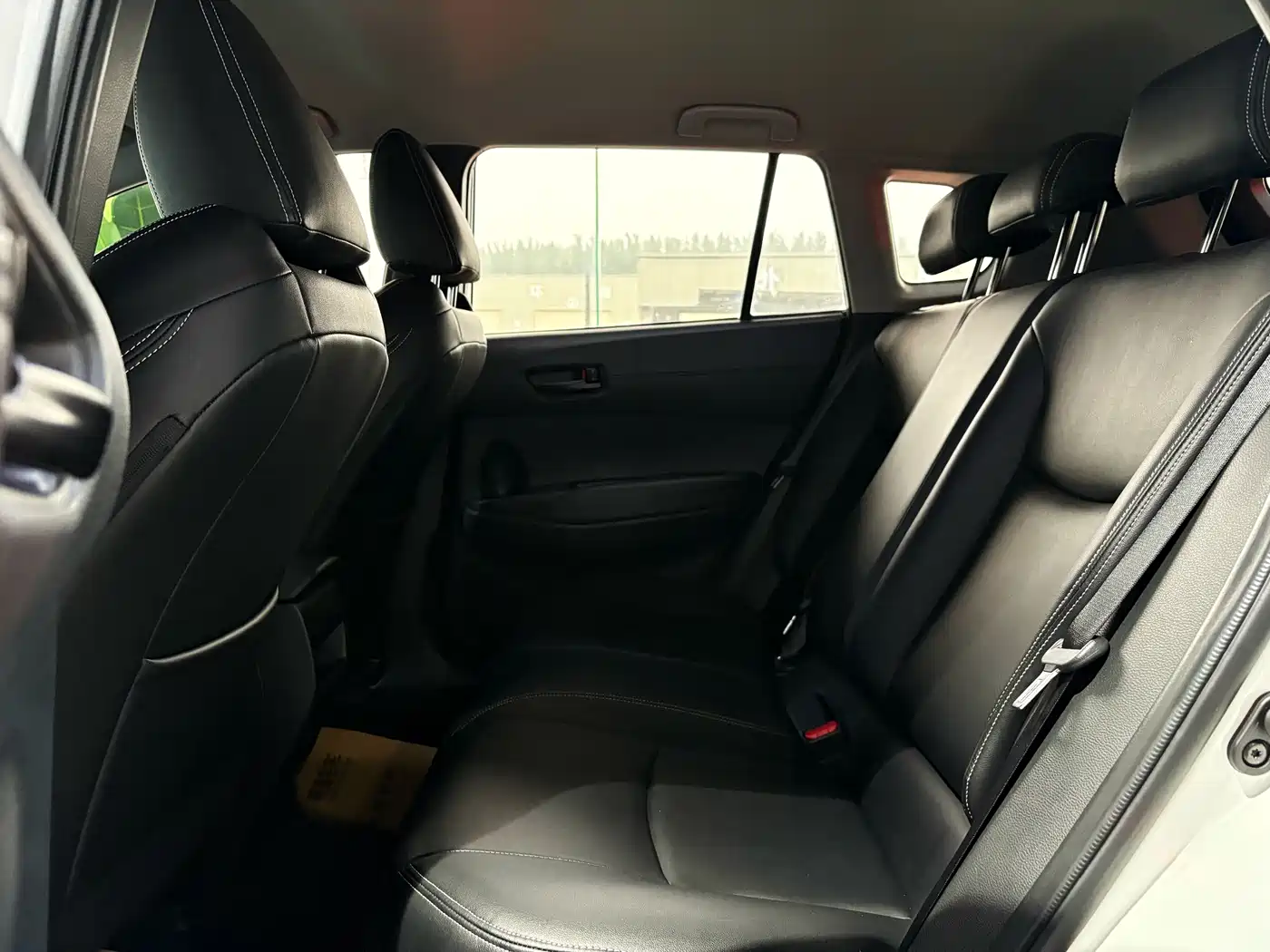 Toyota Frontlander 2023 2.0L CVT Elite Edition фото 10