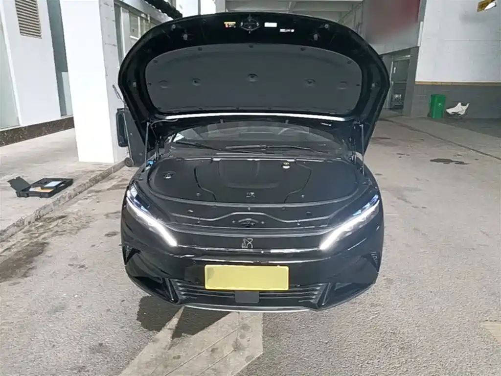 BYD Han 2024 EV Glory Edition 610KM AWD Celestial Eye Smart Driving фото 20