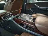 Фото 9 - Audi A8