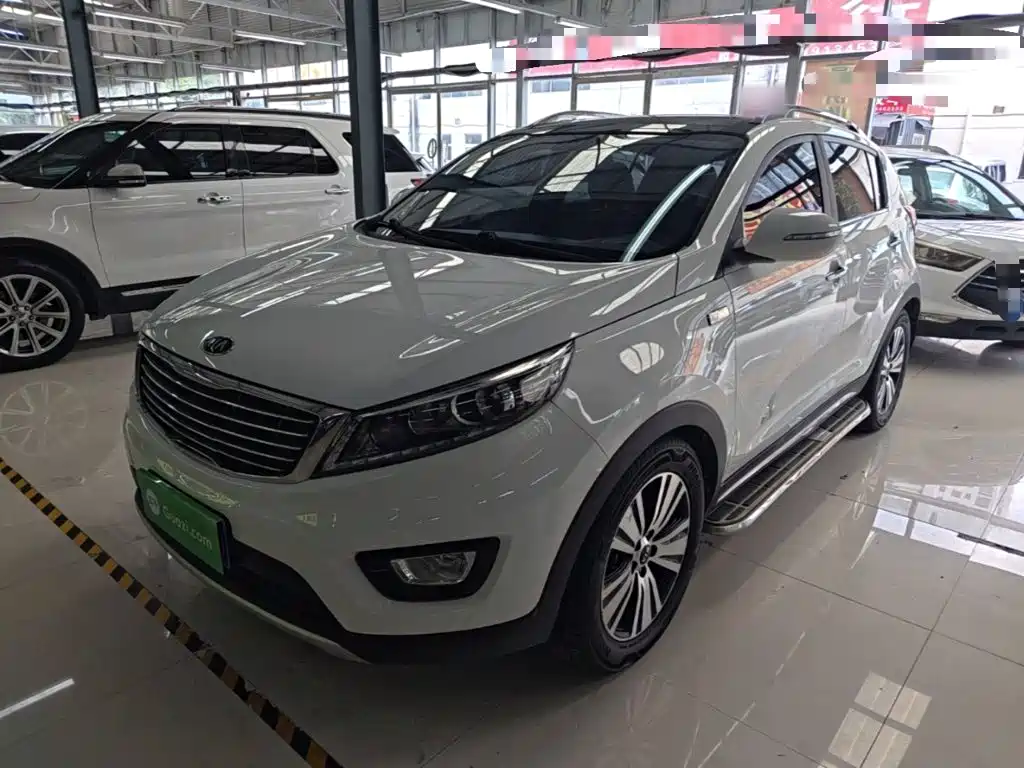Фото 2 - Kia Sportage