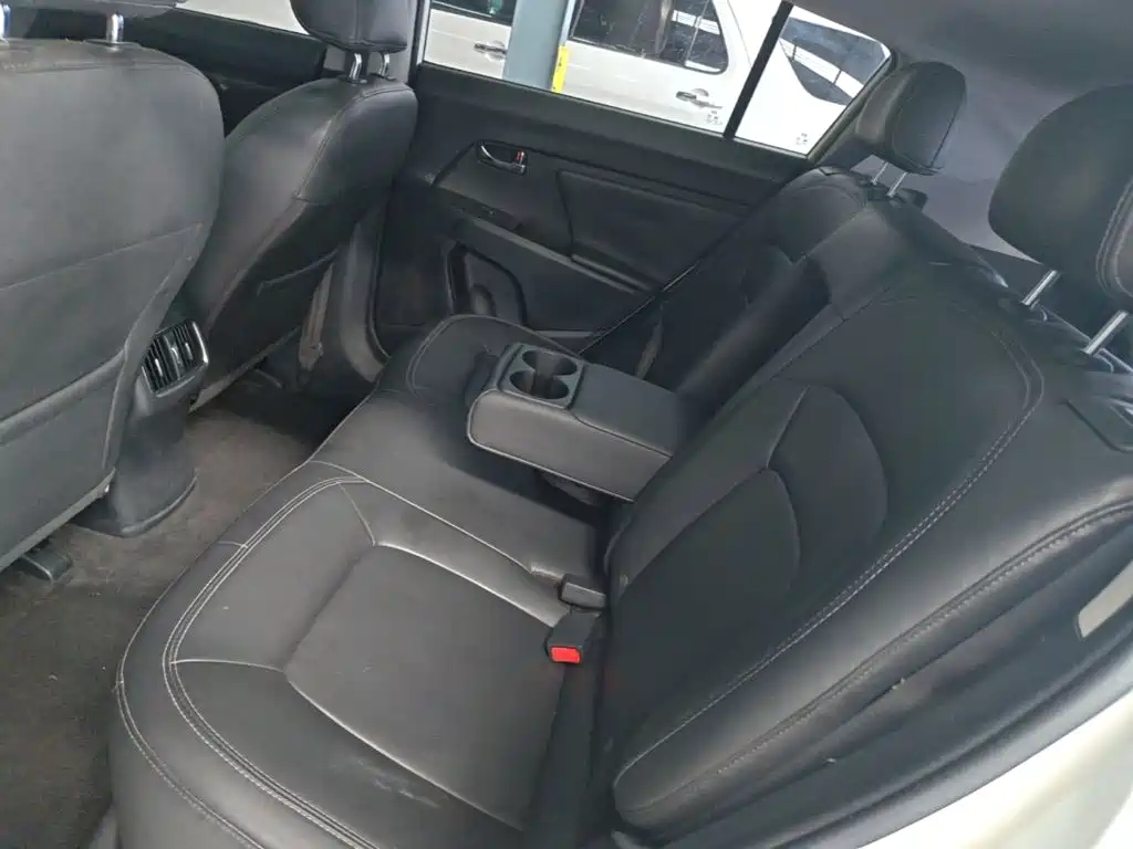 Фото 17 - Kia Sportage